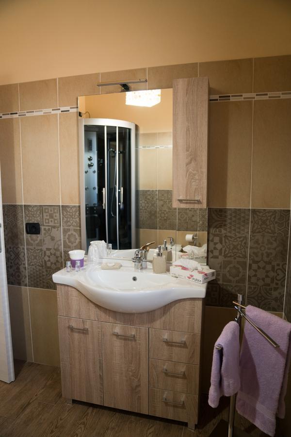 Room & Breakfast Le Magie Sindia ภายนอก รูปภาพ