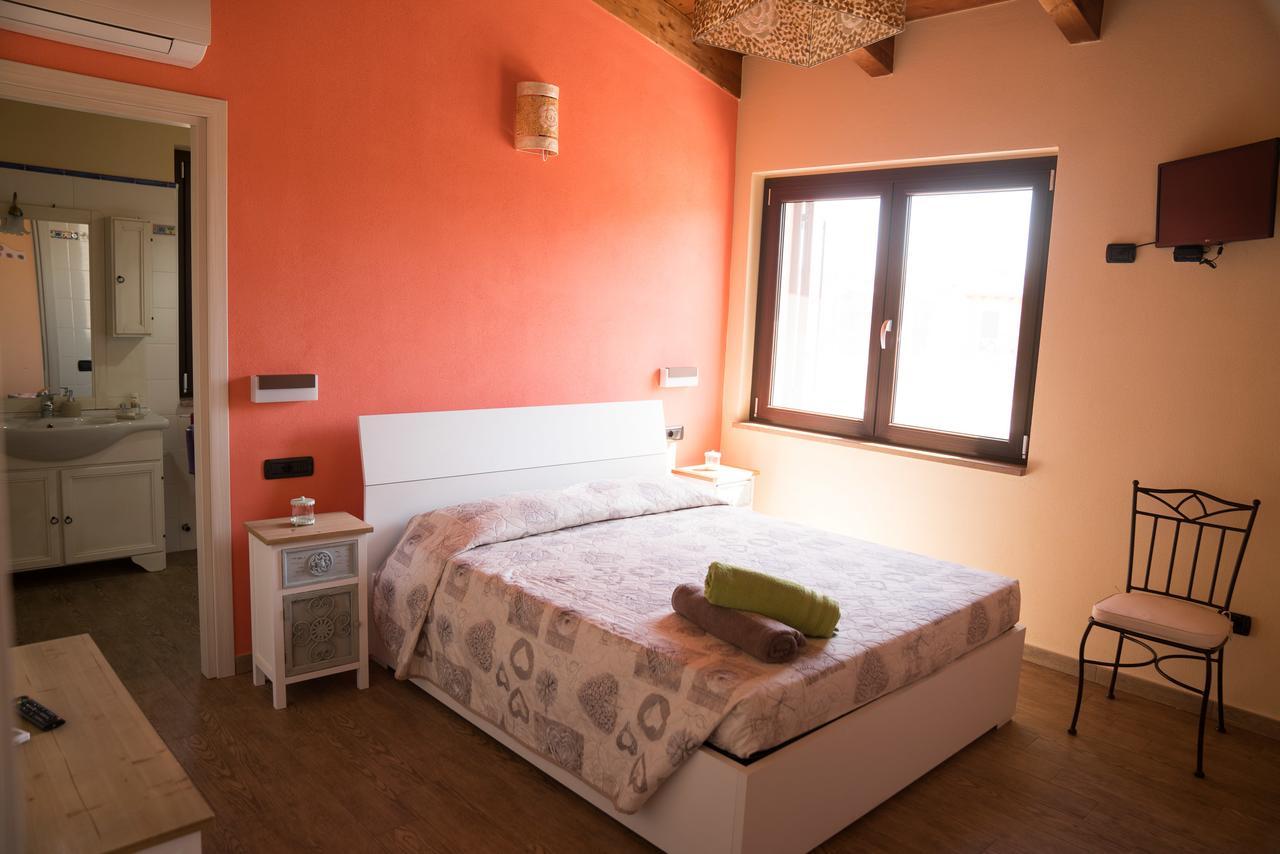 Room & Breakfast Le Magie Sindia ภายนอก รูปภาพ